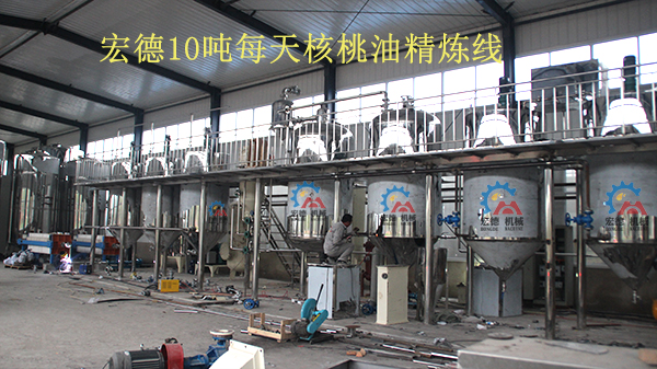<a href=http://m.jugjv.com.cn/chanpin target=_blank class=infotextkey>精煉設備</a>安裝現(xiàn)場